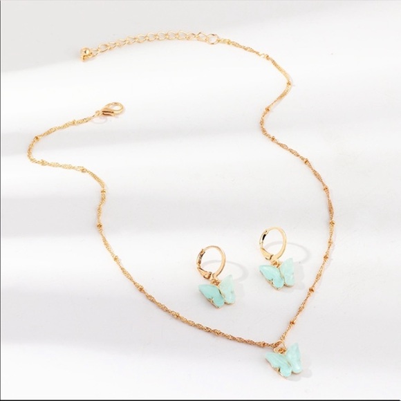 NEW | Blue Butterfly Earrings & Necklace Set Gold - Picture 2 of 3